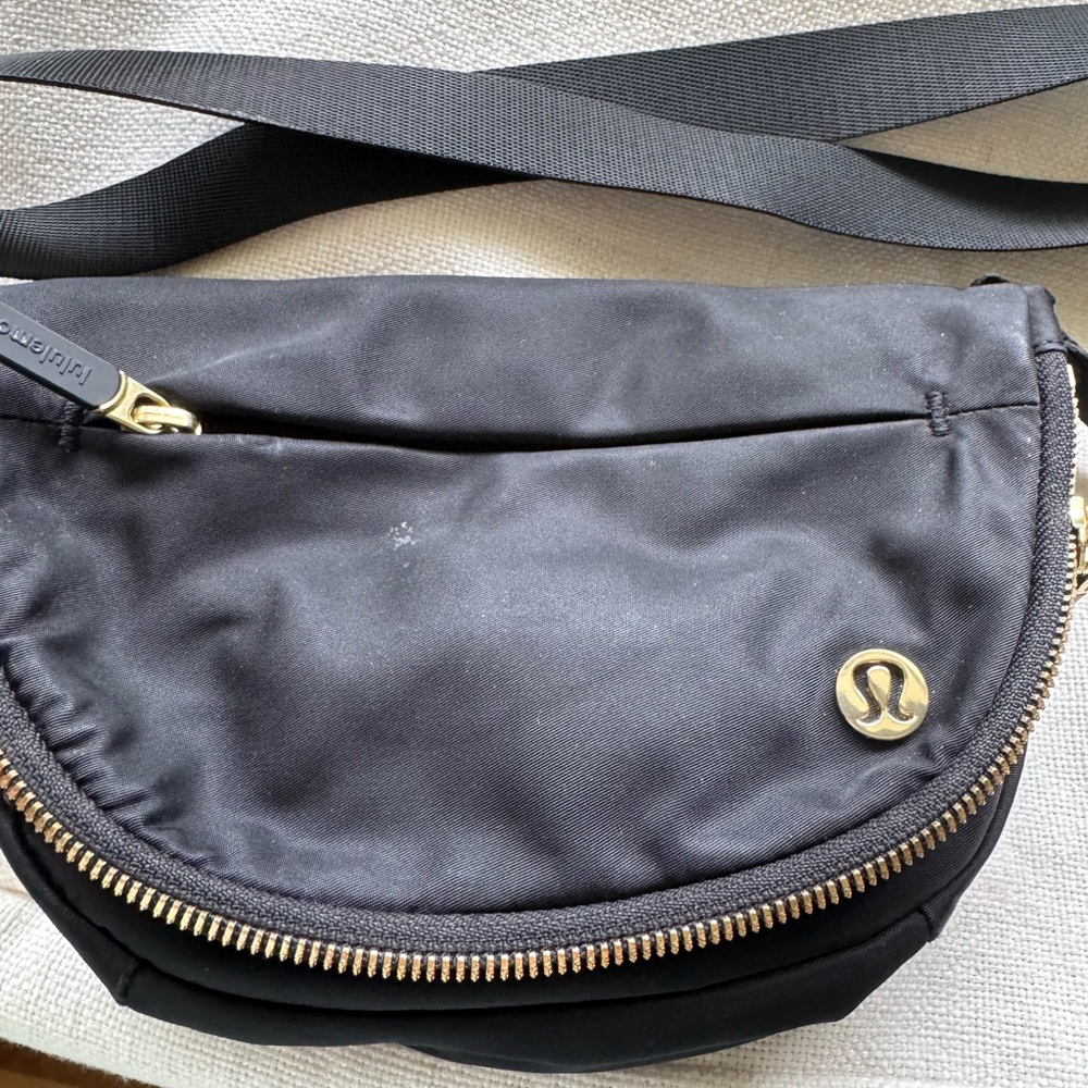 Lululemon Black Crossbody Bag